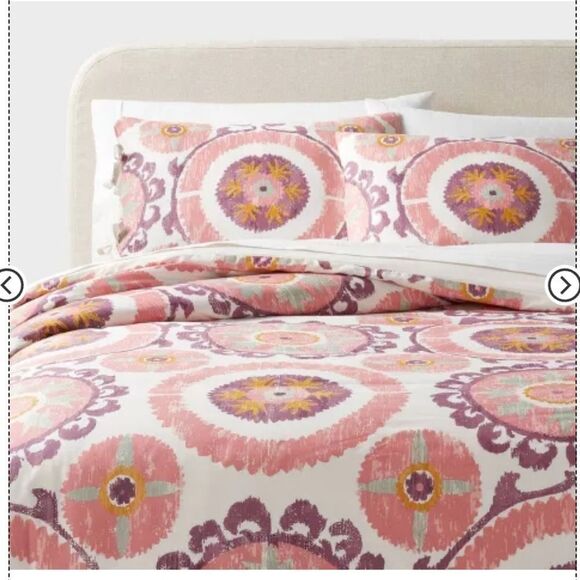 Suzani Print Duvet Cover and Sham Set - Threshold -purple - Picture 2 of 5